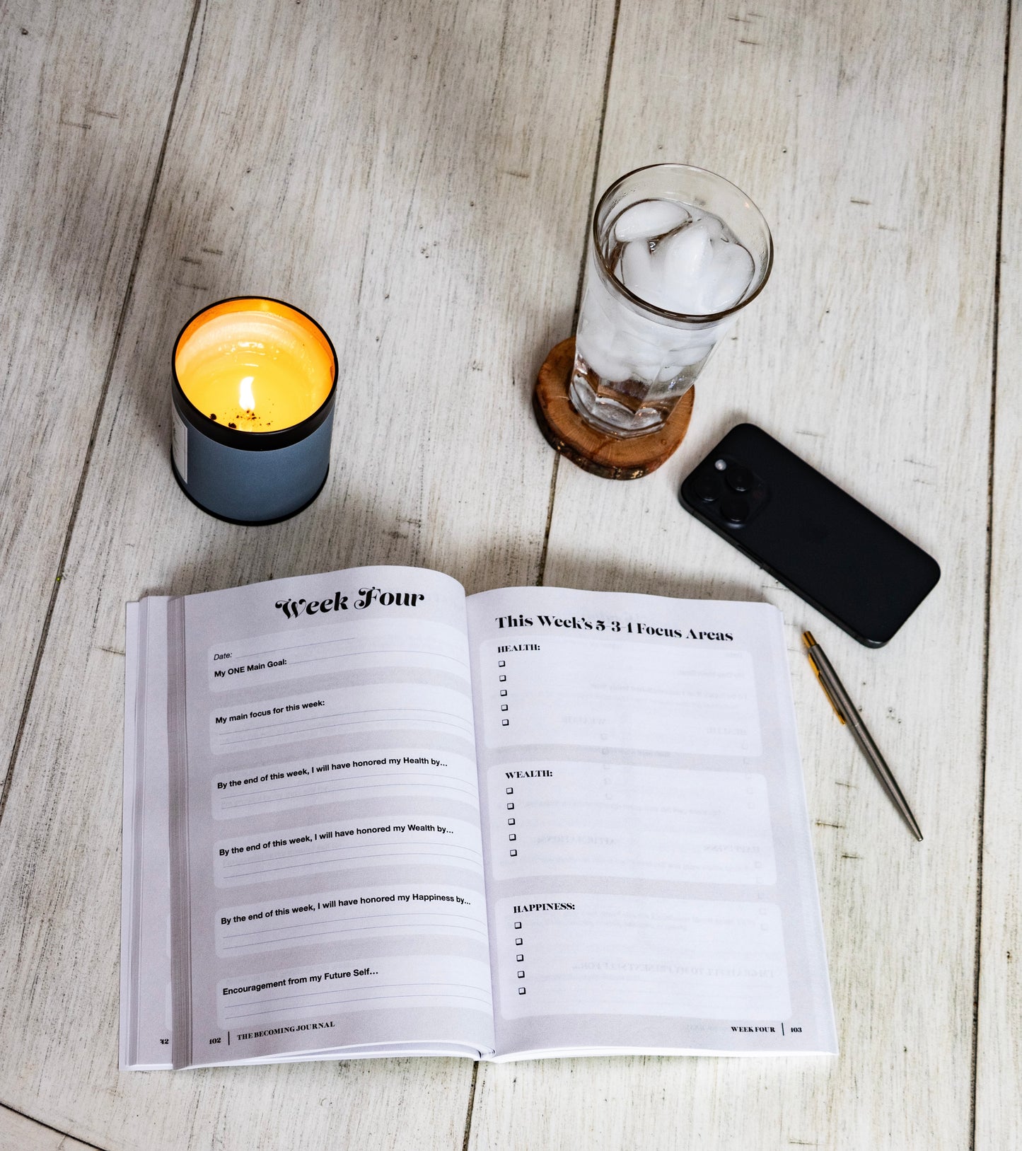 The Becoming Journal: The 11-Week Manifestation Journal and To-Do List for Creating the Life of Your Dreams